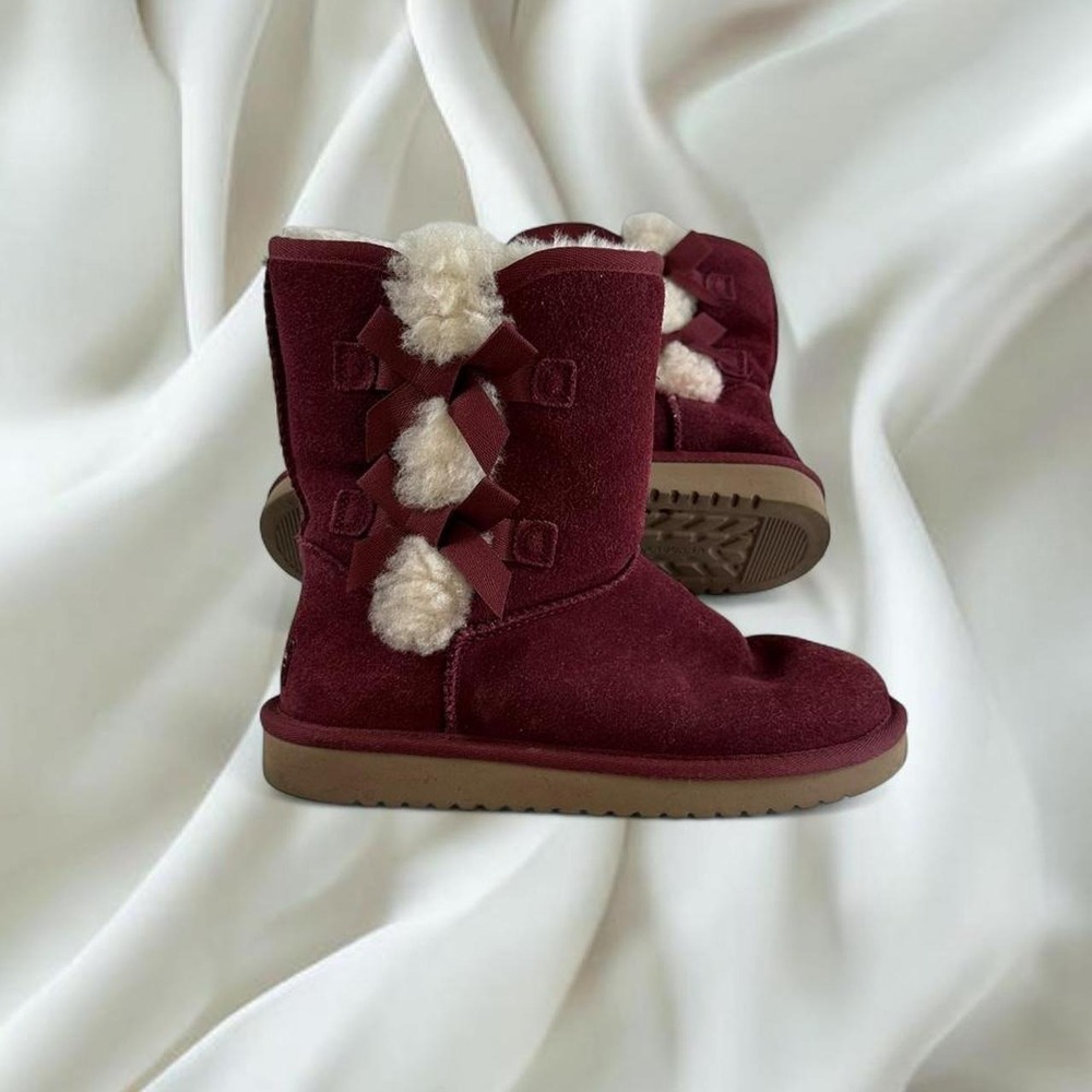 Koolaburra by UGG Victoria bailey bow burgundy suede fur lined boots y2k vintage